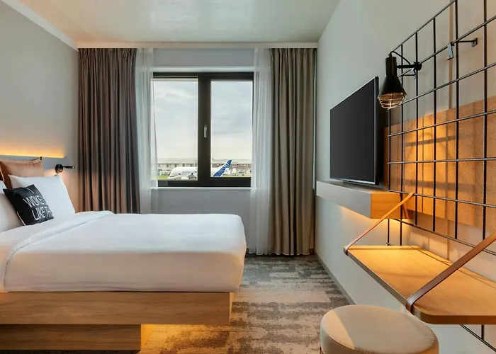 Hotel Moxy Hamburg - Finkenwerder